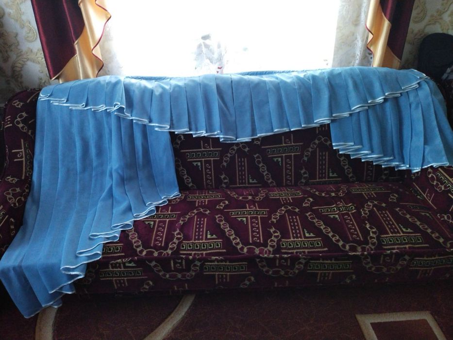 Продам ламбрикени та штори