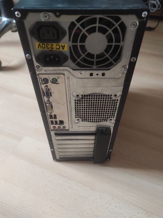 Системний блок комп'ютер