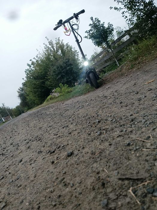 Електросамокат куго м4