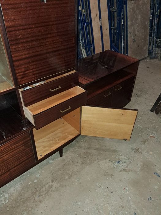 Безкоштовно меблі