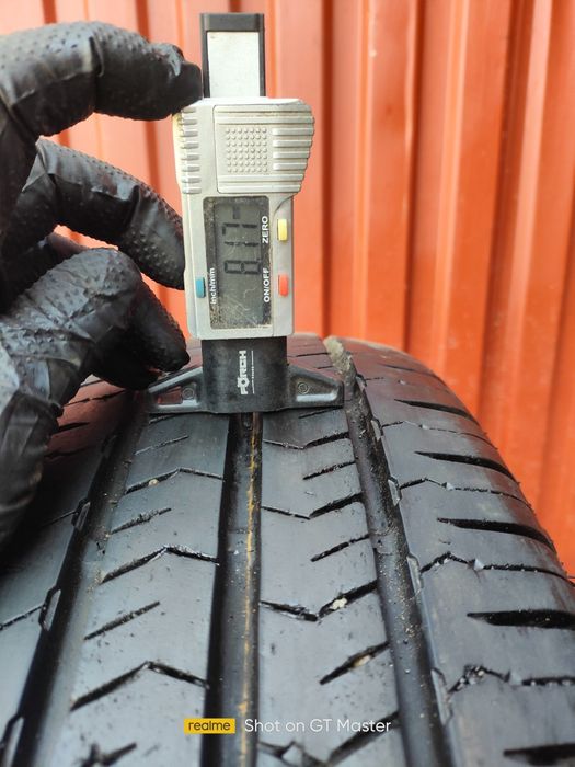 Nexen ROADIAN CT8 205R14 c