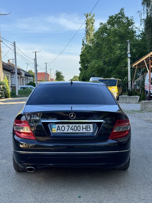 Mercedes-Benz w204
