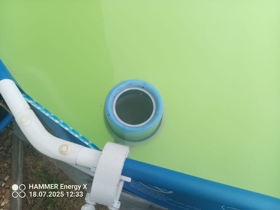 Basen ogrodowy niebieski