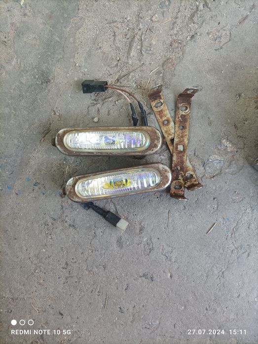 Продам противотуманки