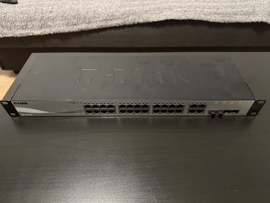 Switch DLINK DGS1210-28