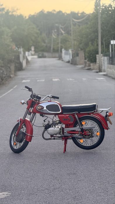 EFS GT Super – Motor Casal M151 – Excelente Estado