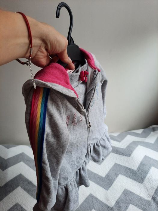 Dres welurowy z baskinką 86