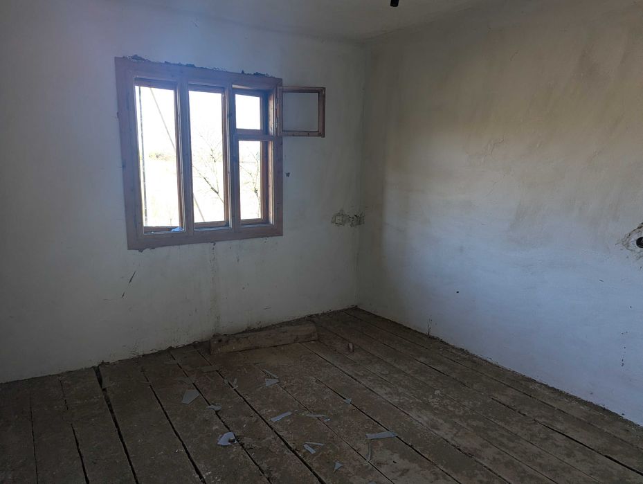 Продається будинок із земельною ділянкою у с. Старі Богородчани (12)