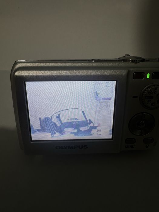 Цифровий фотоапарат Olympus FE-200 (Ідеальний стан, робочий)