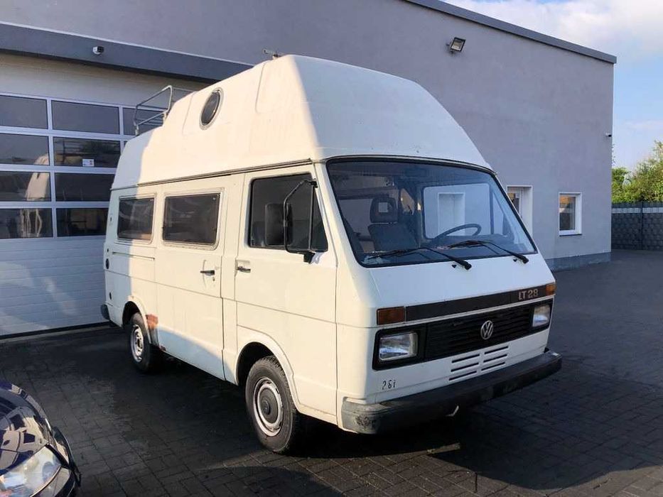 Volkswagen LT28 1987 рік двигун фото з інтернету