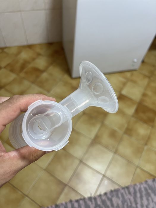 Bomba eletrica extratora de leite materno