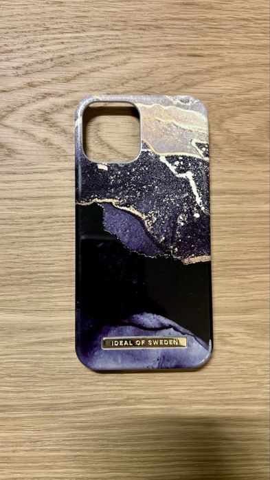 Etui iPhone 12 Ideal of Sweden