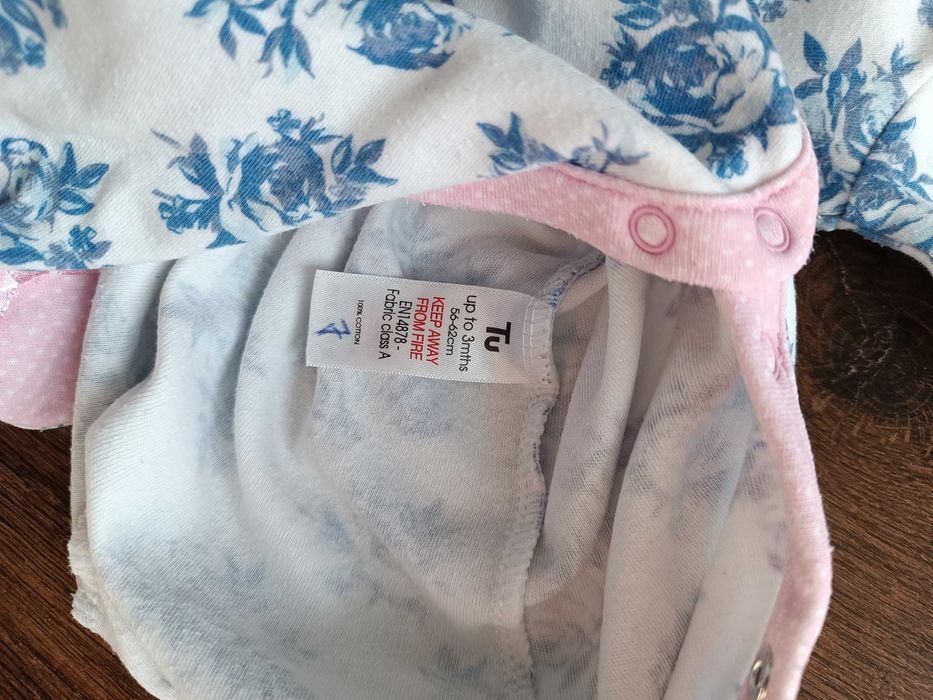 Śpioszki dla dziewczynki