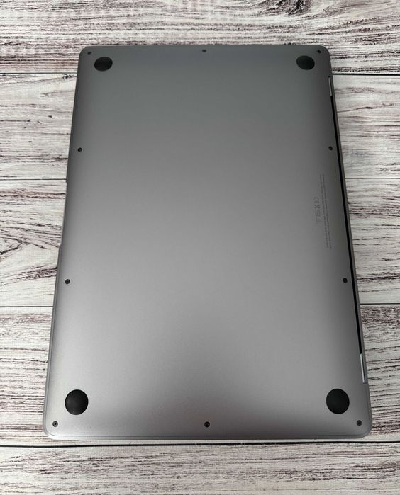 Apple Macbook Air 2020 M1 / 16Gb / SSD 256Gb