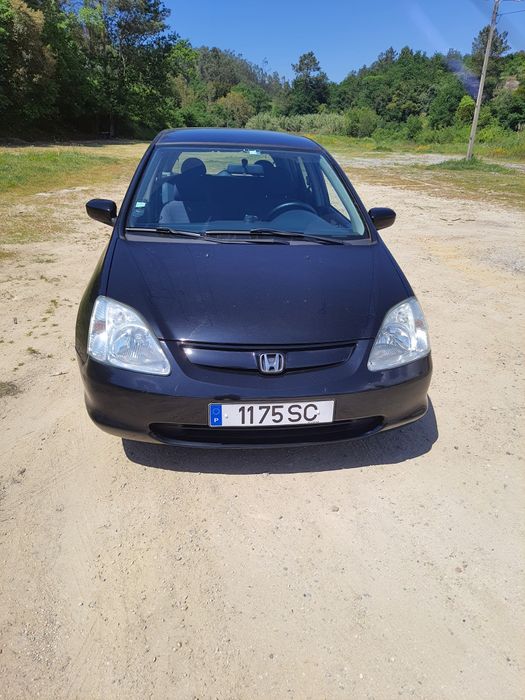 Honda semi novo.