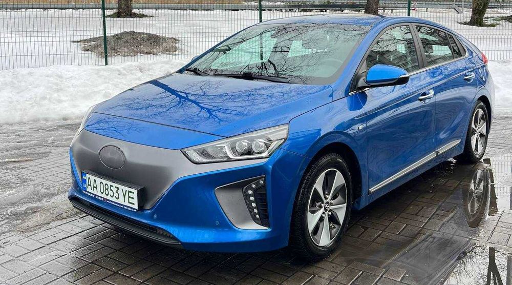 Оренда електромобіля Hyundai IONIQ