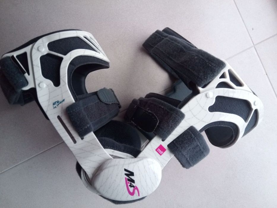 Orteza stawu kolanowego donjoy M.4s M4s medi