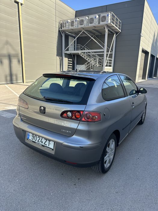 Seat Ibiza 1.4 gasolina / 2005