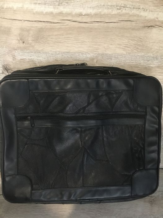 Сумка/портфель/соквояж для ноутбука