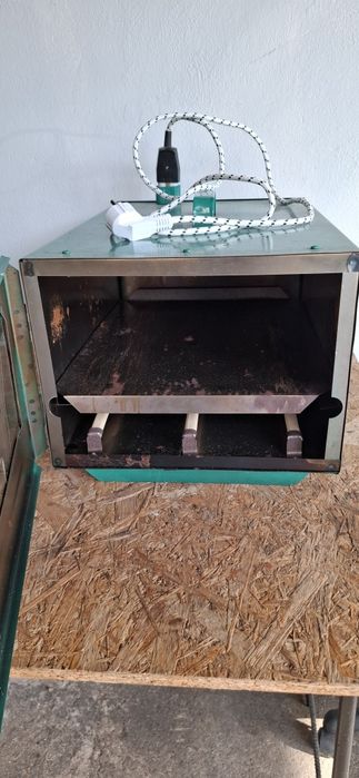 Opiekacz elektryczny