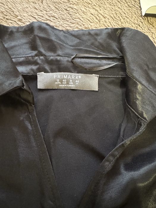 Святкова жіноча сукня