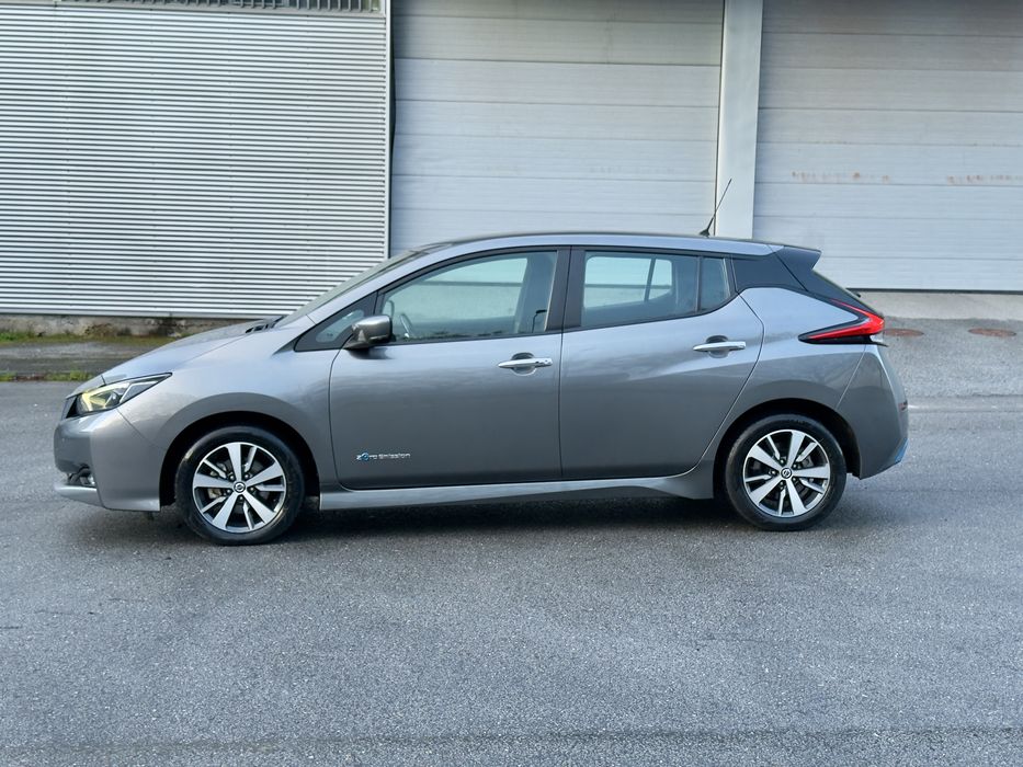 Nissan Leaf Acenta 40KWH Nacional IVA dedutivel