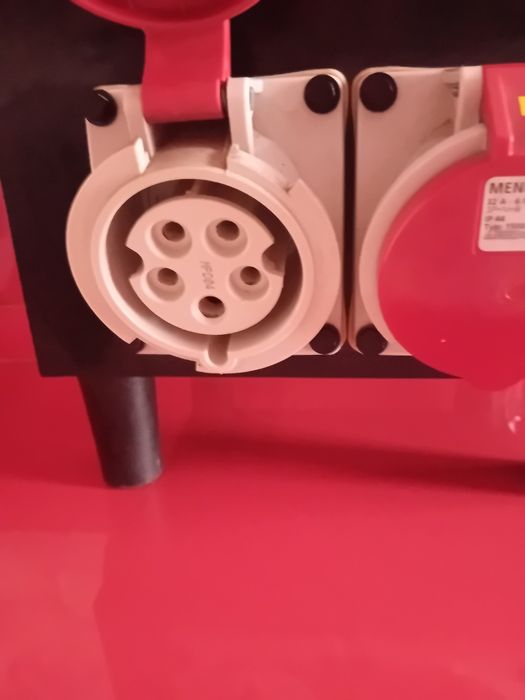 Nowa rozdzielnia elektryczna