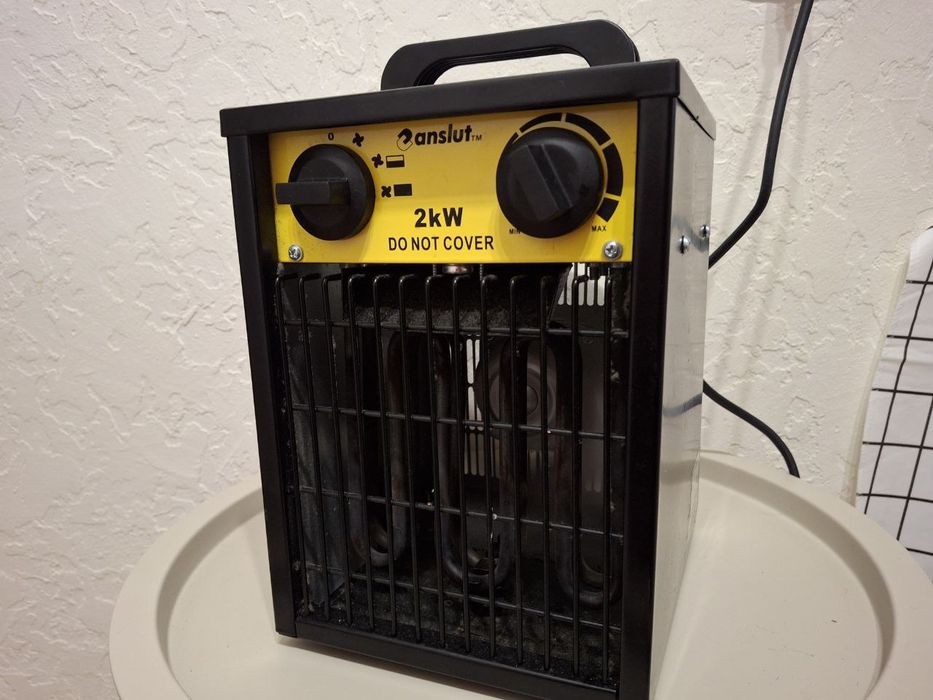 Електричний тепловентилятор Anslut 013513 2000 Вт (2 кВт)