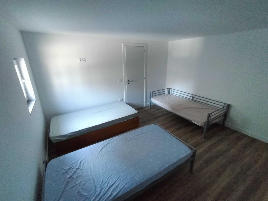 Casa mobilada para arrendar no Centro do Porto (T3)