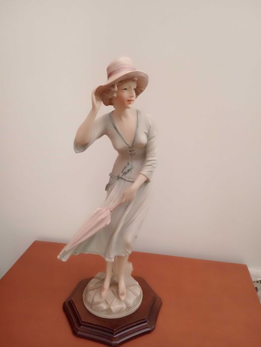 Estátua de alto valor