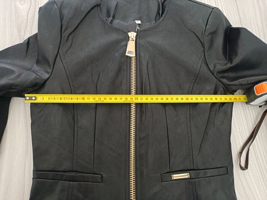 Śliczna ramoneska czarna S