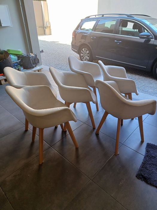 Cadeiras de sala de jantar