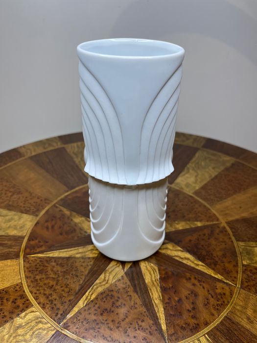 Porcelanowy wazon KPM Royal Porzellan Bawaria. Niemcy