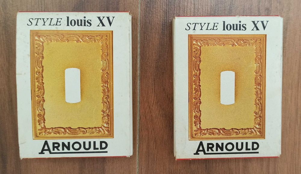 Espelho tomada estilo Luis XV