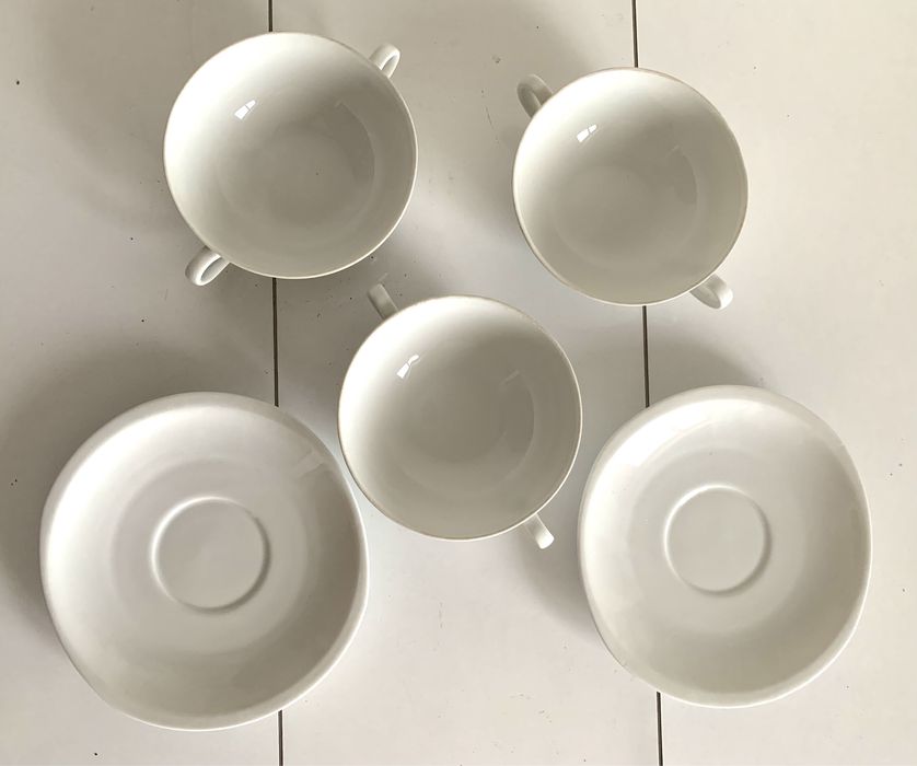 Chávenas e pires limoges