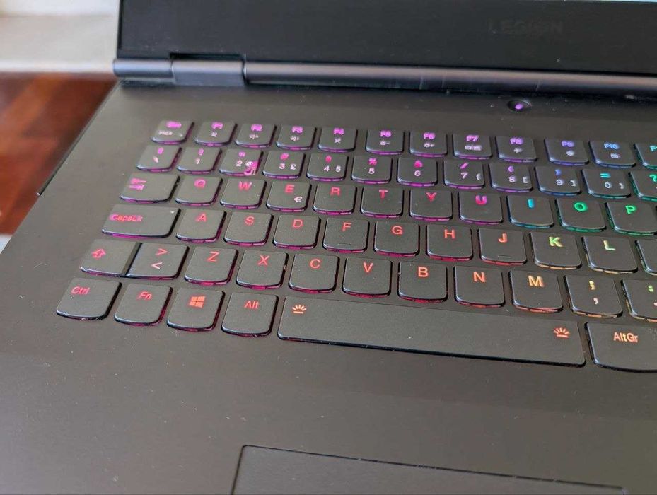 Portátil de gaming, intel i9, 32GB ram, 1TB nvme, Nvidia RTX 2070