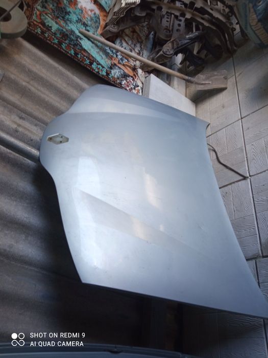 Продам капот Reno lagyna 2 дорестайлінг.