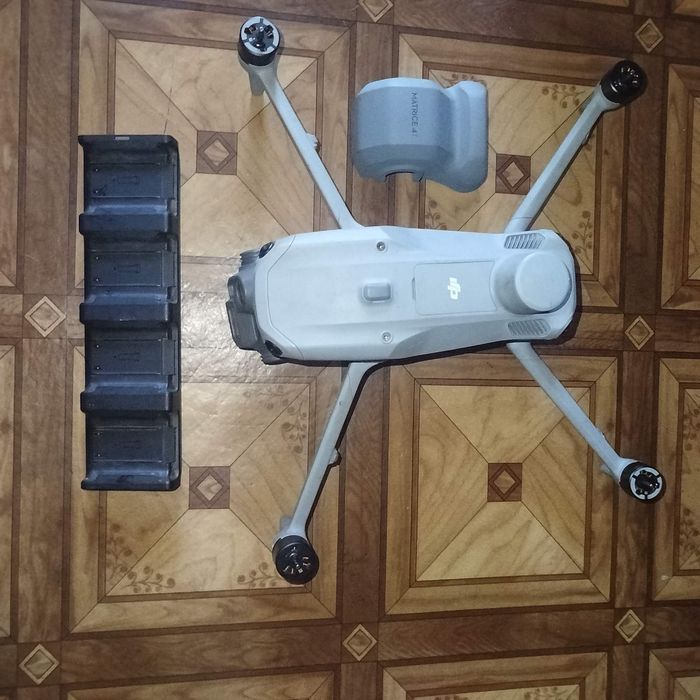 Dji matrice 4 налет 9 часов
