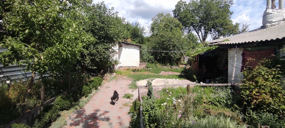 Продам частину домоволодіння 55 м + 4 сот. землі р-н пр.Металлургів!
