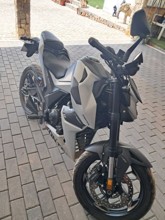 Mota 125 zonte como  nova