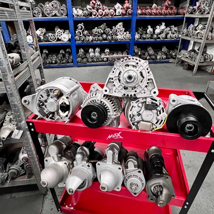 Alternator Caterpillar JCB rozrusznik Hanomag Perkins Deutz Liebherr