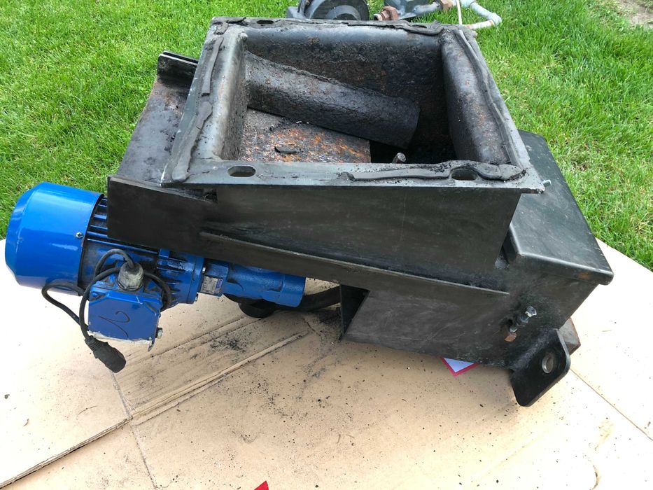 Szuflada do pieca i Motoreduktor