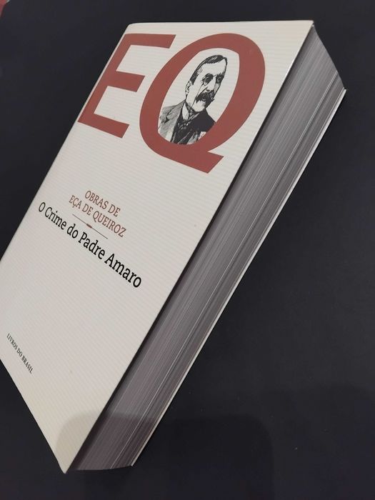 Livro "O Crime do Padre Amaro" novo