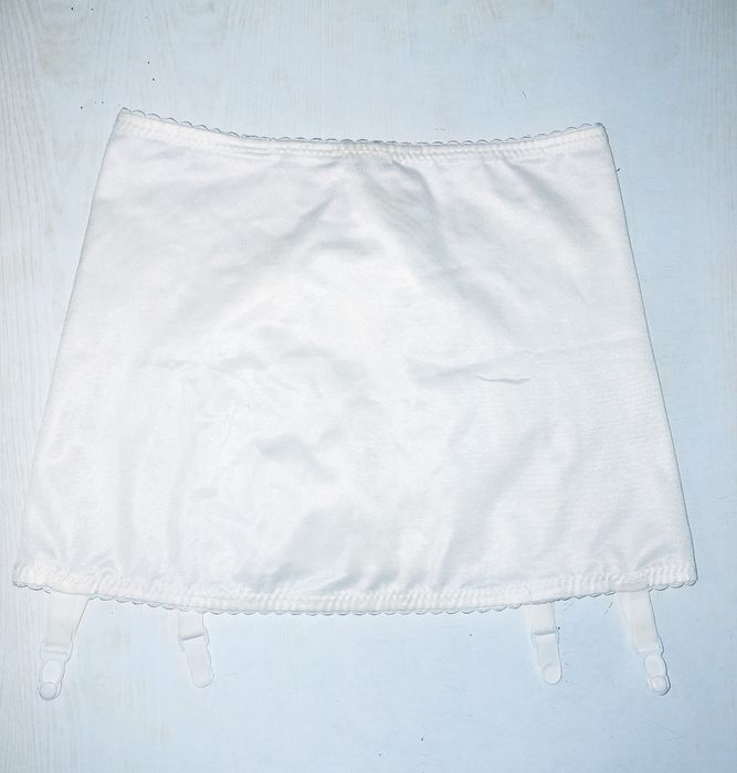 Ретро пояс для чулок на 6 железных пажах размер XL-XXL  Цена снижена