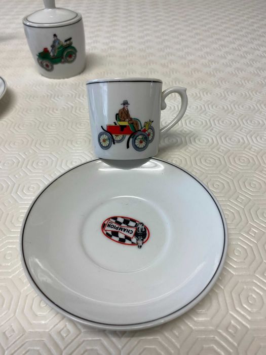 Serviço café da Vista Alegre calhambeque 1940's