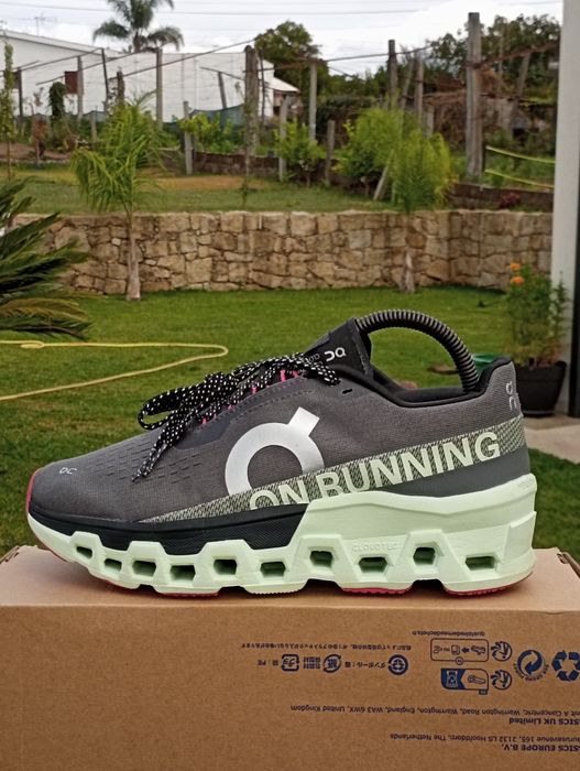 Sapatilhas Running On Cloud Monster 2 tamanho 39