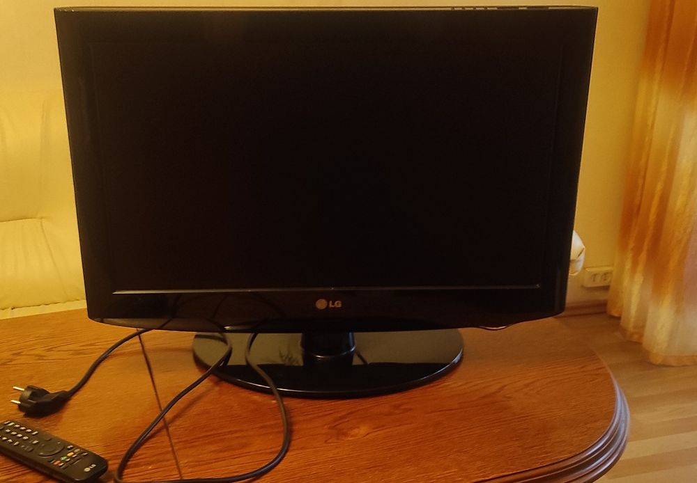 Telewizor LG 32 całe