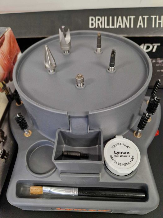 Lyman case prep xpress wersja USA 120V + przetwornica