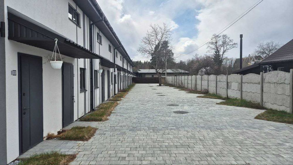 Ворзель, таунхаус 45 м² з власним двориком та приватністю