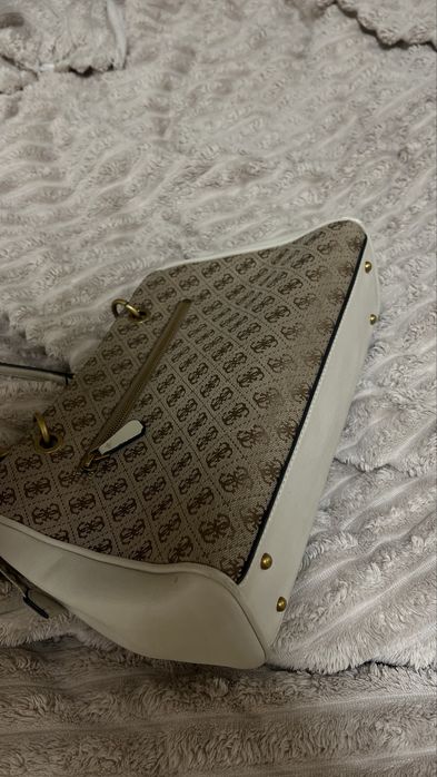 Сумка жіноча Guess